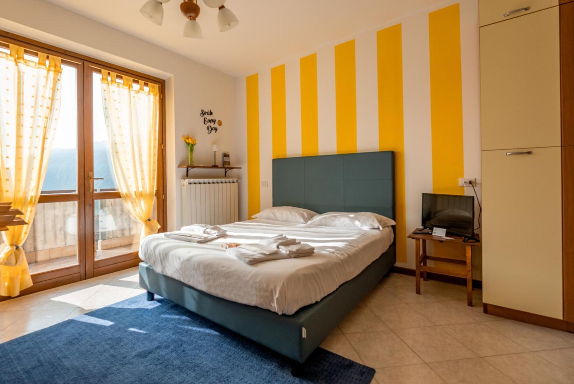 Happy Guest Apartments - Lake Panorama & Pool Рива-ди-Сольто Экстерьер фото